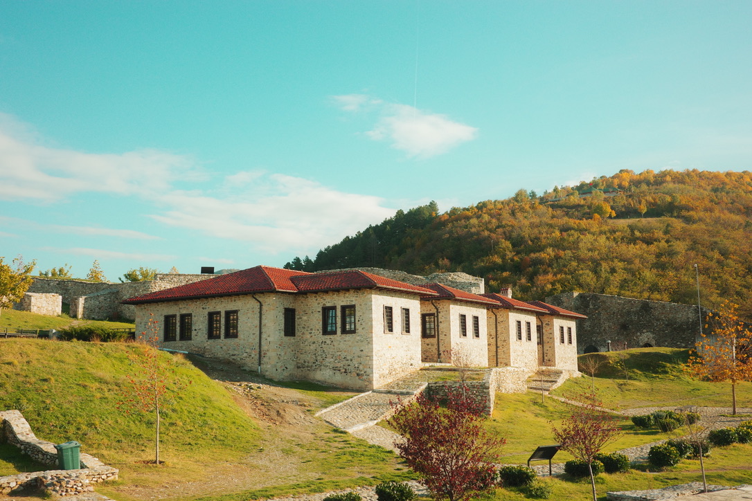 kosovo peace corps picture